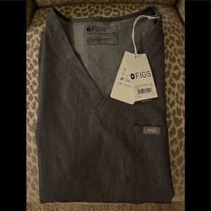 FIGS CATARINA ONE POCKET SCRUB TOP